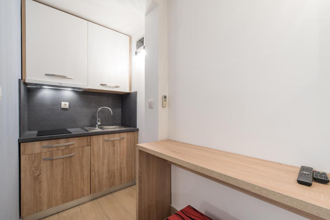 Beachfront Apartments Zanic 珀德垂那 客房 照片