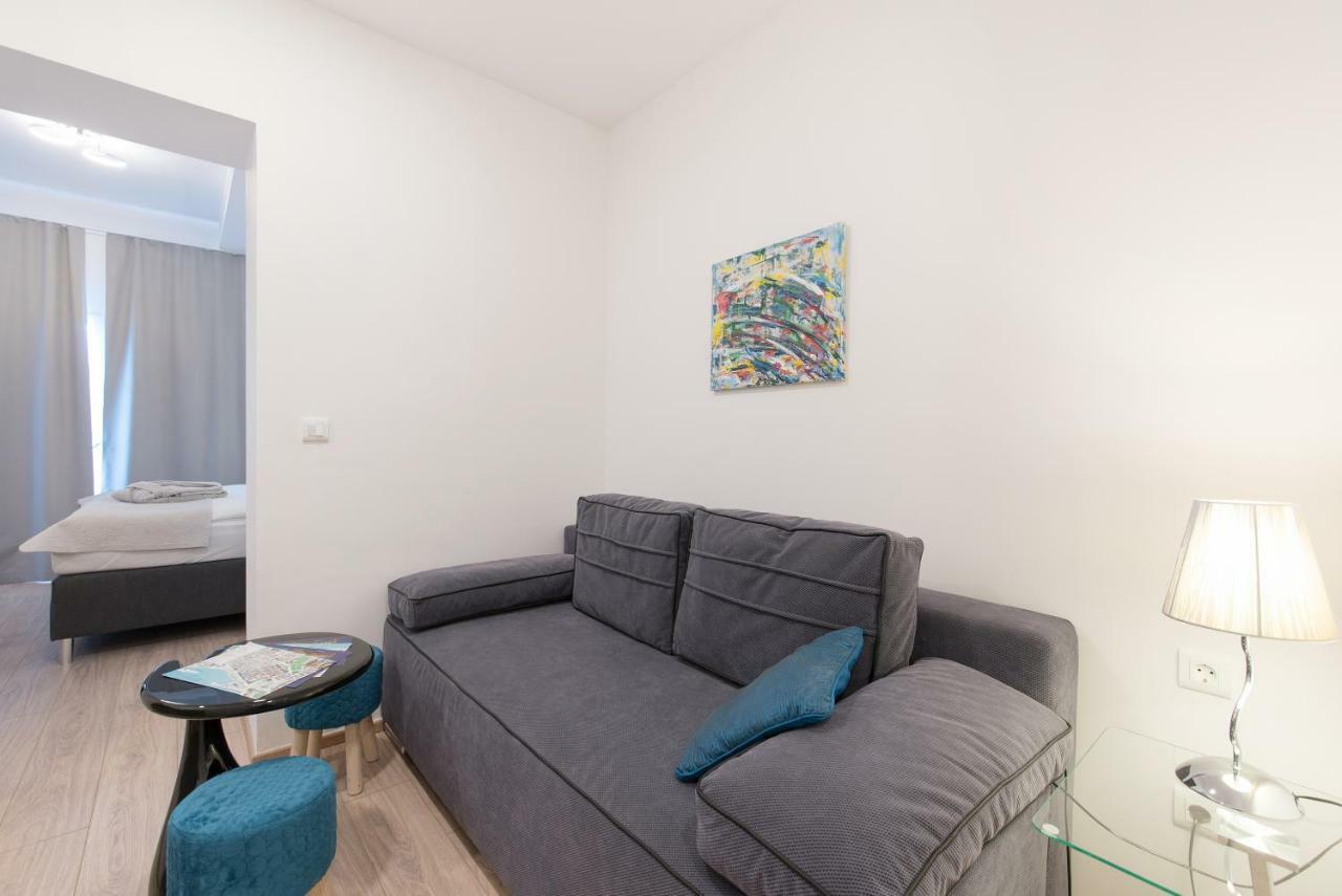 Beachfront Apartments Zanic 珀德垂那 外观 照片